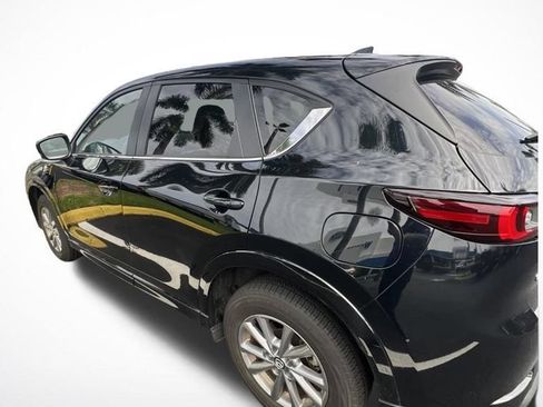 Used 2025 MAZDA CX-5 AWD 2.5 S w/ Preferred Package image 4