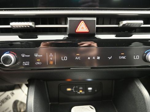 New 2026 Kia Sportage SX FWD image 22
