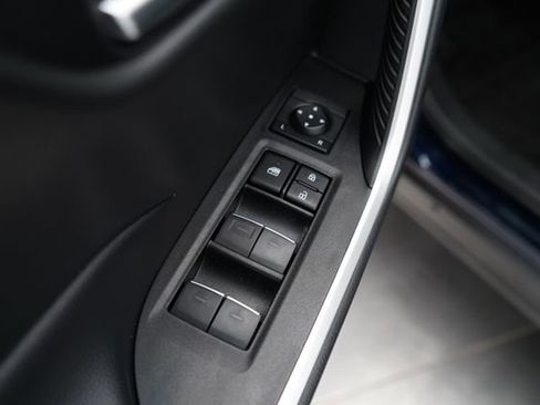 Used 2023 Toyota RAV4 XLE w/ Convenience Package image 13