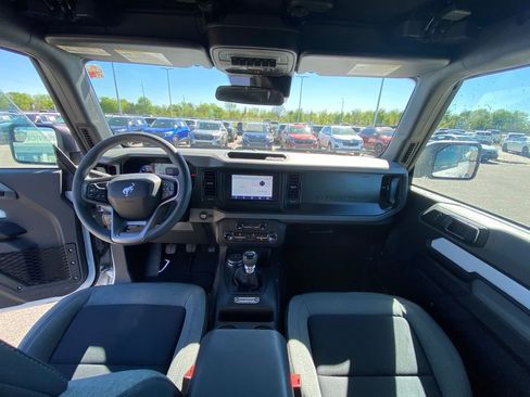 Used 2023 Ford Bronco 2-Door AWD/4WD image 23