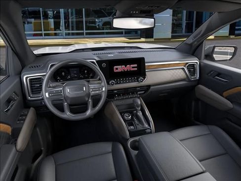 New 2026 GMC Canyon Denali image 15