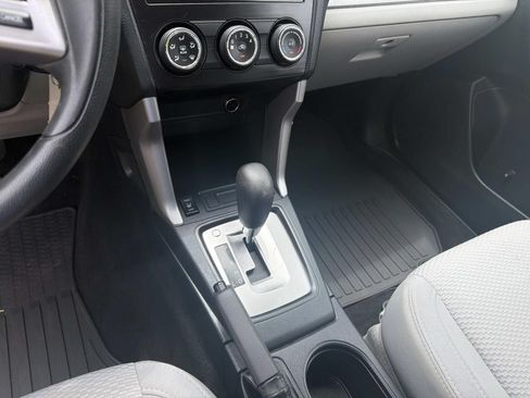 Used 2015 Subaru Forester 2.5i Premium AWD/4WD image 30