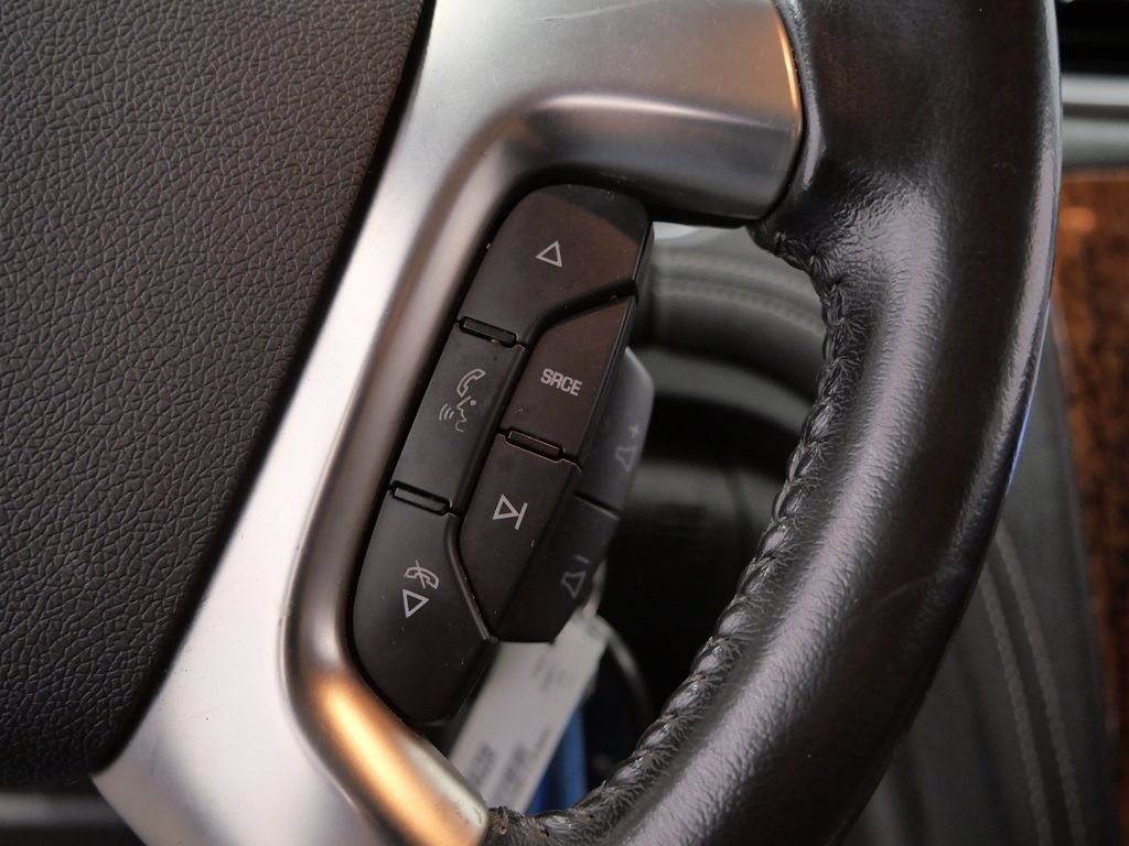 Used 2014 Chevrolet Traverse LT AWD/4WD image 24