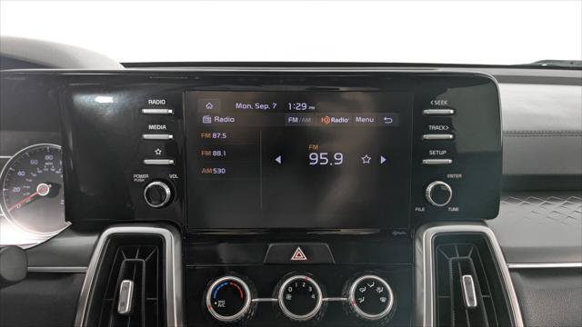 Used 2023 Kia Sorento LX FWD image 34