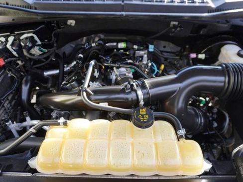 Used 2020 Ford F150 XLT w/ Equipment Group 301A Mid image 8