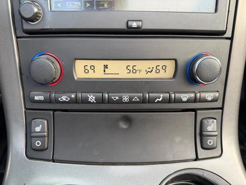 Used 2006 Chevrolet Corvette Convertible w/ Preferred Equipment Group image 32