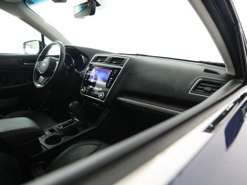 Used 2019 Subaru Outback 2.5i Limited w/ Popular Package #2 AWD/4WD image 56