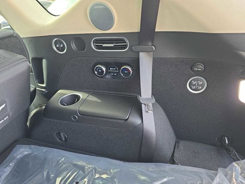 New 2026 Genesis GV80 2.5T Advanced image 27