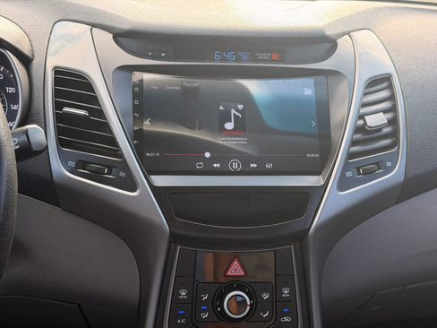 Used 2016 Hyundai Elantra SE FWD image 35