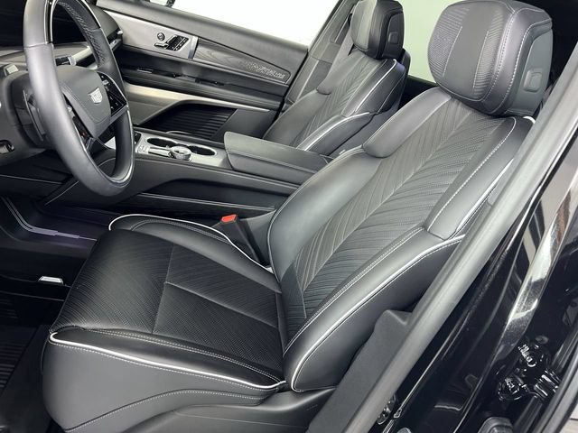 Certified 2026 Cadillac Vistiq Sport w/ LPO, Floor Liner Package AWD/4WD image 19