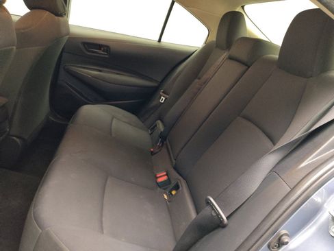 Used 2022 Toyota Corolla LE image 18