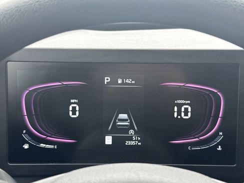 Used 2024 Kia Sportage LX image 10