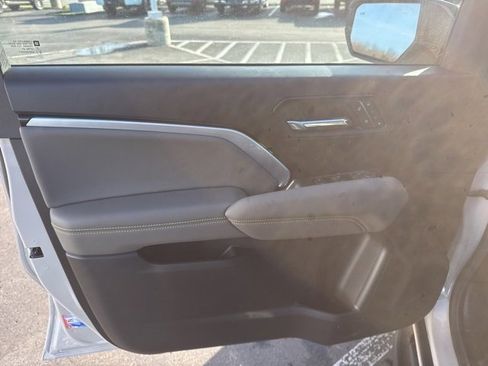 New 2026 Chevrolet Colorado ZR2 w/ Technology Package image 10