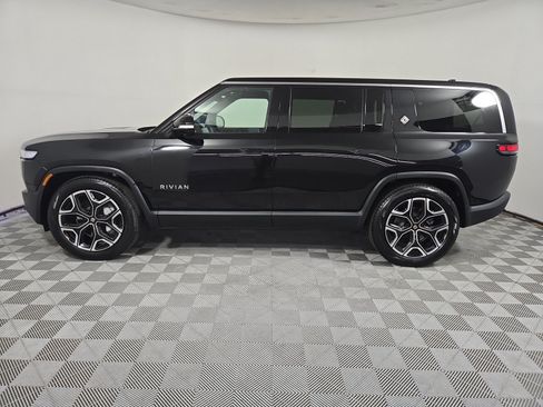 Used 2024 Rivian R1S Adventure AWD/4WD image 2