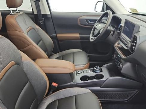 Used 2024 Ford Bronco Sport Outer Banks AWD/4WD image 35