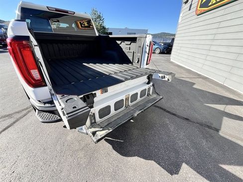 Used 2023 GMC Sierra 1500 SLT w/ SLT Convenience Package AWD/4WD image 57