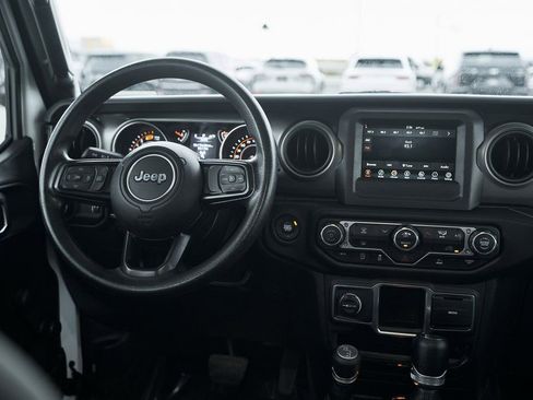 Used 2023 Jeep Wrangler Sport image 38