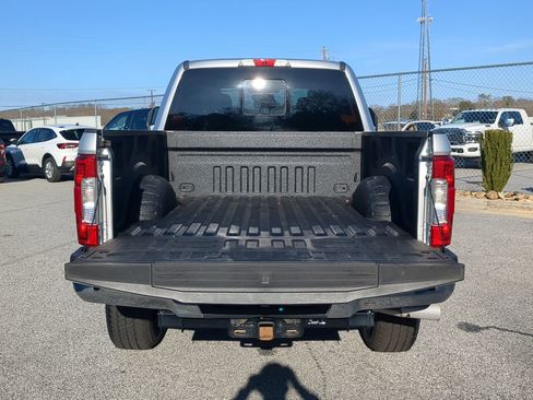 Certified 2019 Ford F250 Lariat w/ Lariat Value Package image 11