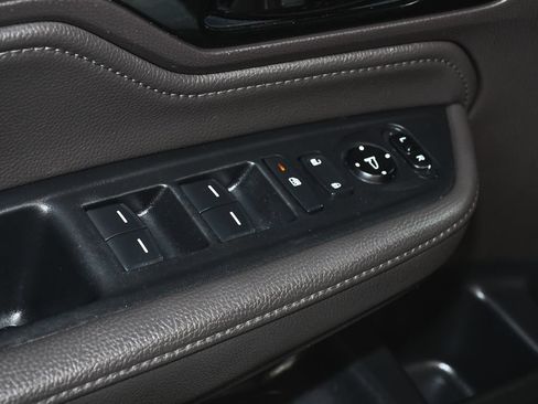 Used 2023 Honda Odyssey Touring image 10