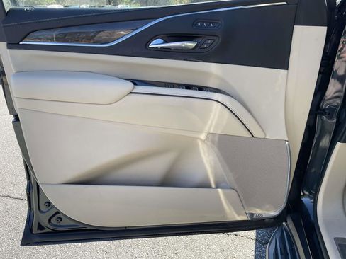 Used 2021 Cadillac Escalade ESV Premium Luxury w/ Driver Assist Tech Package image 16