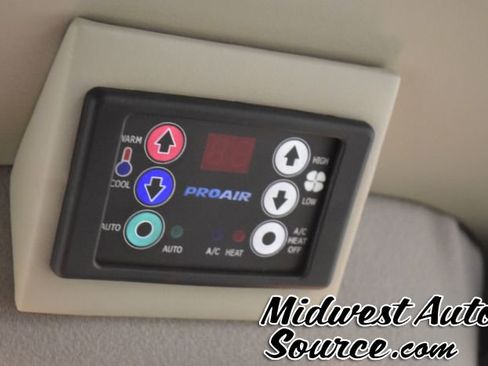 Used 2017 Mercedes-Benz Sprinter 2500 image 24