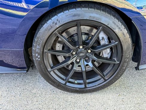 Used 2018 Ford Mustang Shelby GT350 image 17