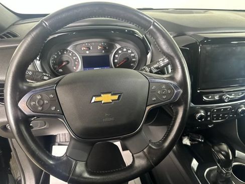 Used 2022 Chevrolet Traverse LT AWD/4WD image 14