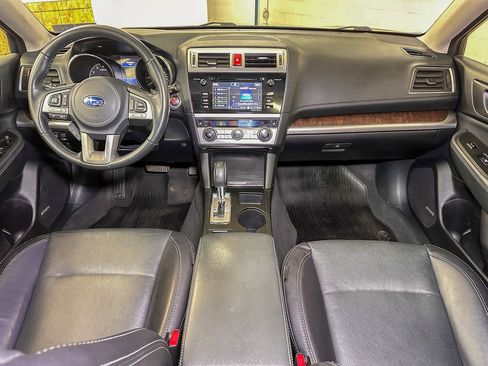 Used 2017 Subaru Outback 2.5i Limited image 34