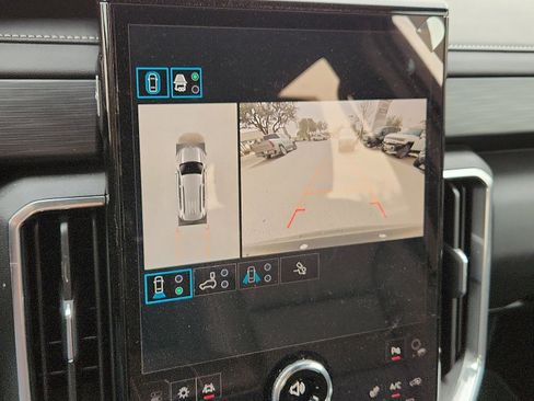 Used 2025 GMC Acadia Elevation w/ Elevation Premium Package image 19