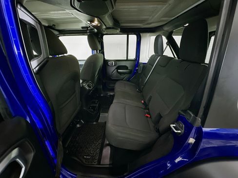 Used 2020 Jeep Wrangler Unlimited Sport S image 28