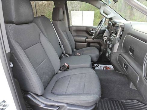 Used 2020 Chevrolet Silverado 1500 Custom w/ Custom Value Package image 31