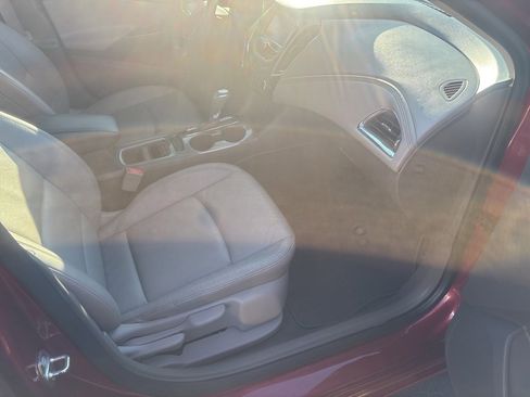 Used 2017 Chevrolet Cruze Premier w/ Enhanced Convenience Package image 8