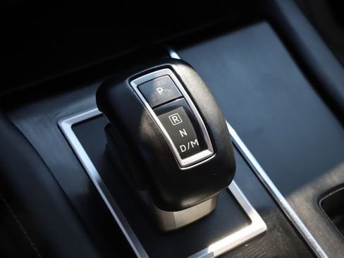 Used 2022 Mitsubishi Outlander SE image 29