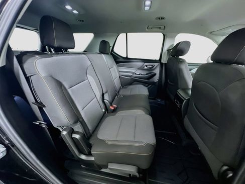 Used 2021 Chevrolet Traverse LT w/ LPO, Floor Liner Package AWD/4WD image 33