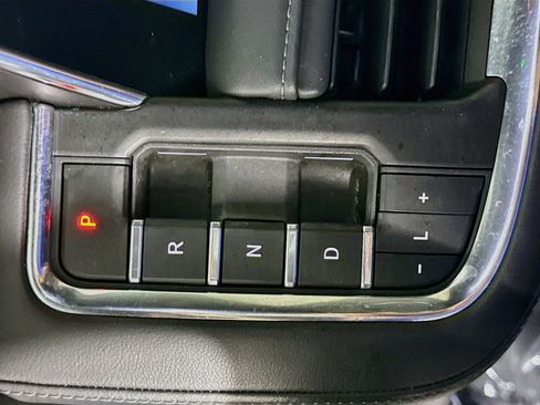 Used 2023 Chevrolet Suburban Z71 AWD/4WD image 20