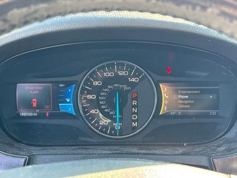 Used 2011 Ford Edge Limited w/ 302A Rapid Spec Order Code image 21