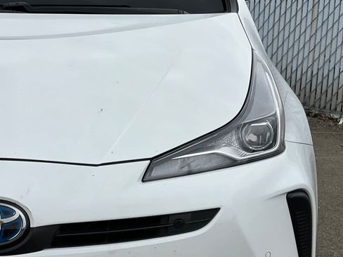 Used 2022 Toyota Prius LE FWD image 14