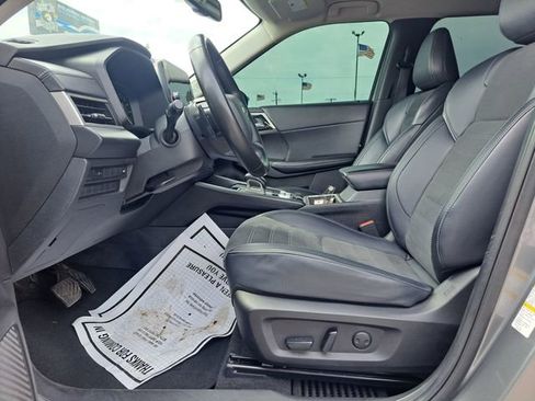 Used 2024 Mitsubishi Outlander SE FWD image 10