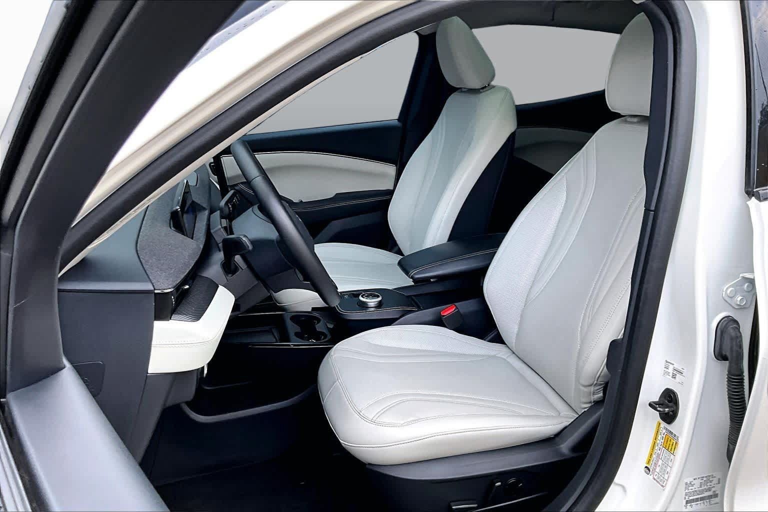 Used 2023 Ford Mustang Mach-E Premium RWD image 7