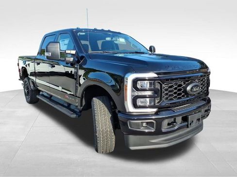 New 2026 Ford F250 XLT w/ XLT Premium Package image 14