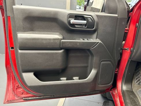 Used 2021 Chevrolet Silverado 1500 Custom RWD image 26