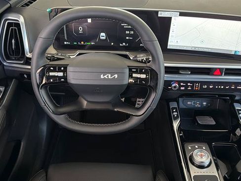 New 2026 Kia Sorento SX Prestige AWD/4WD image 16