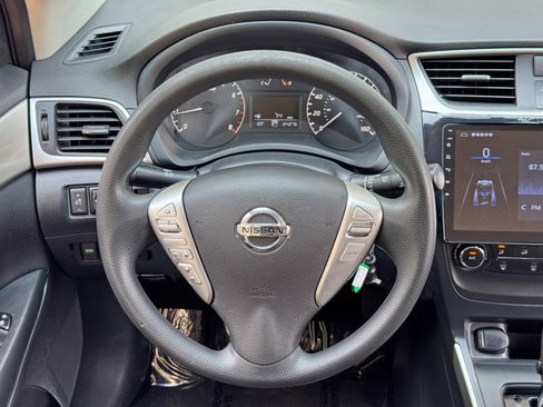 Used 2017 Nissan Sentra S w/ S Style Package FWD image 18