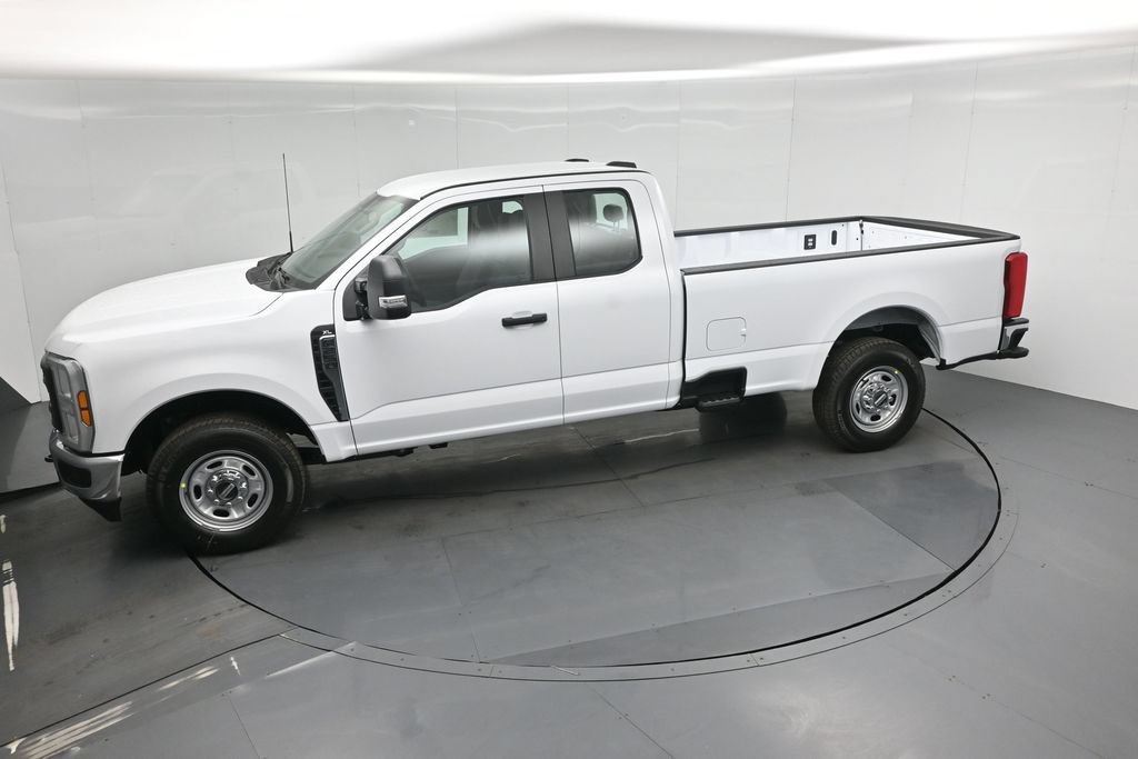 New 2026 Ford F250 XL w/ XL Chrome Package RWD image 36