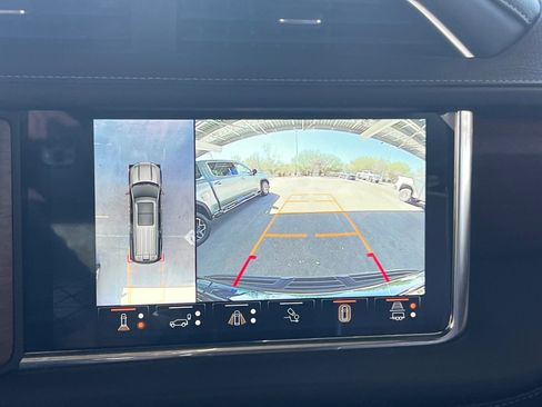 Used 2024 GMC Yukon Denali Ultimate image 7