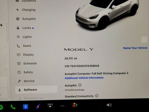 Used 2023 Tesla Model Y AWD image 13