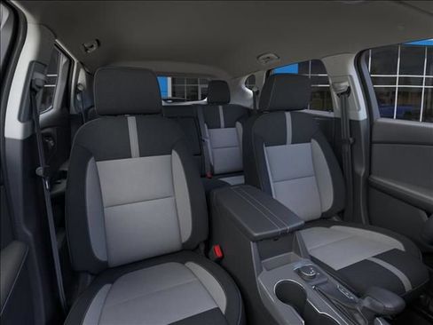 New 2026 Chevrolet Blazer LT w/ Convenience Package FWD image 16