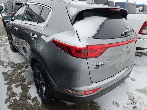 Used 2018 Kia Sportage LX w/ LX Popular Package image 6
