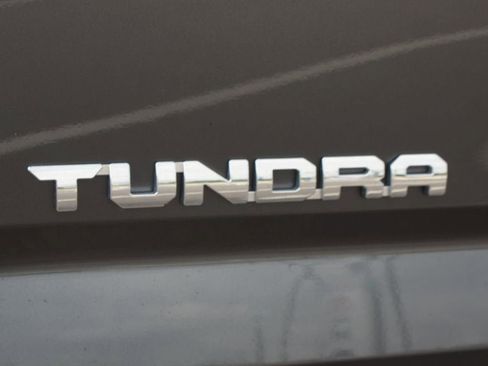Used 2025 Toyota Tundra SR5 AWD/4WD image 17