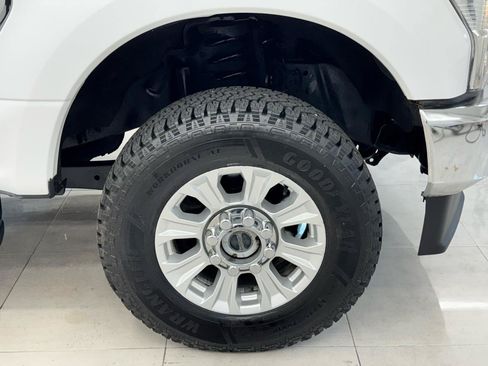 Used 2020 Ford F250 XL w/ STX Appearance Package AWD/4WD image 38
